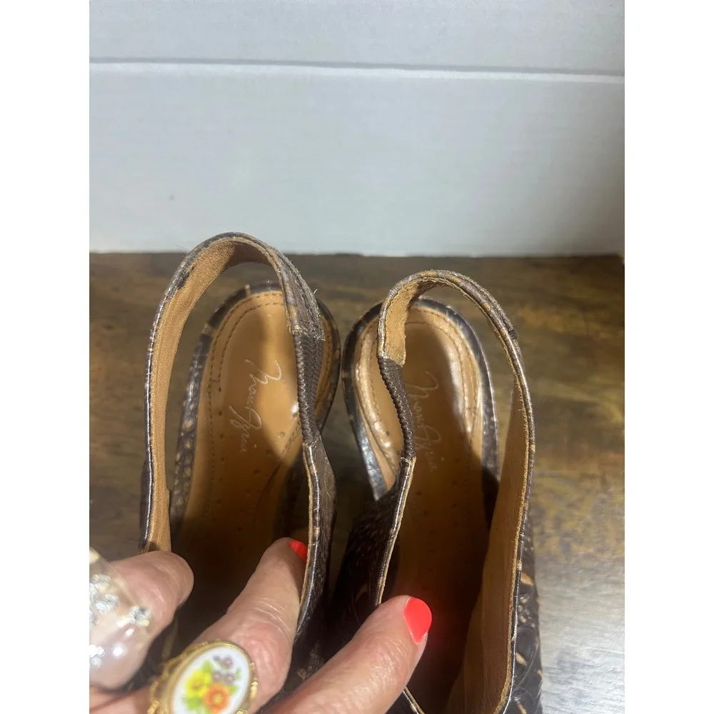 Max Azria Brown Croc Embossed Leather Platform Slingback Peep Toe Heels Size 7.5